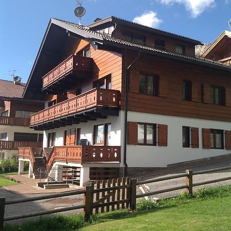 Appartamenti Chedul Selva di Val Gardena Exteriör bild